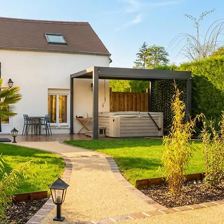 Fare Vahine, Maison Tahitienne Avec Jacuzzi Prive - Prestigelodgesfontainebleau Vakantiehuis Pamfou
